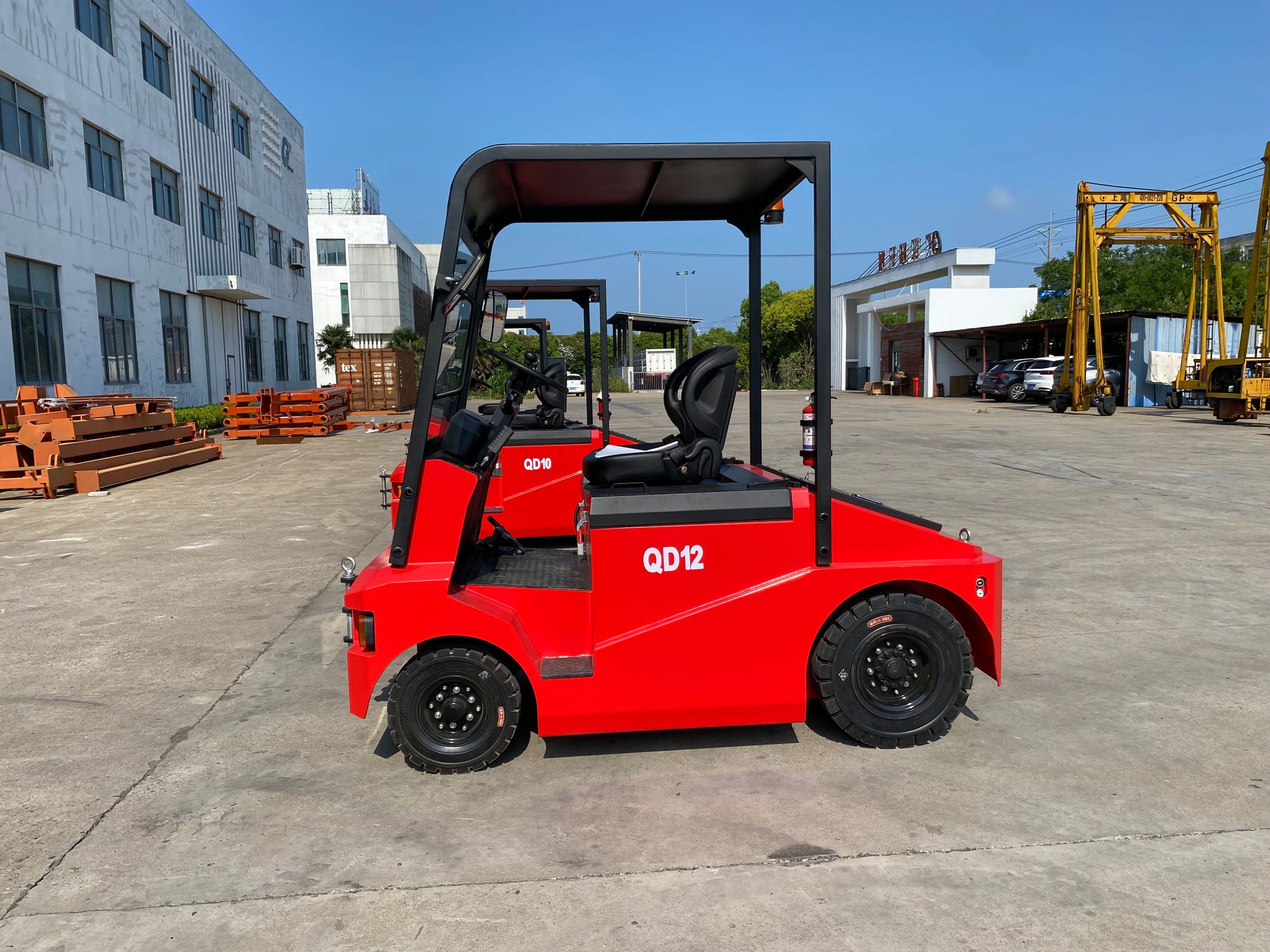 10-12telectrictowtractor